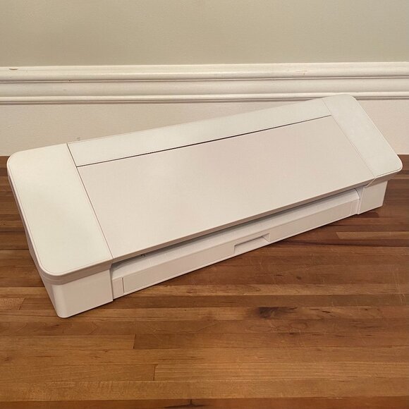 Silhouette Cameo 4 Bundle Professional Vinyl Cutter Machine with Accessories - Picture 1 of 14